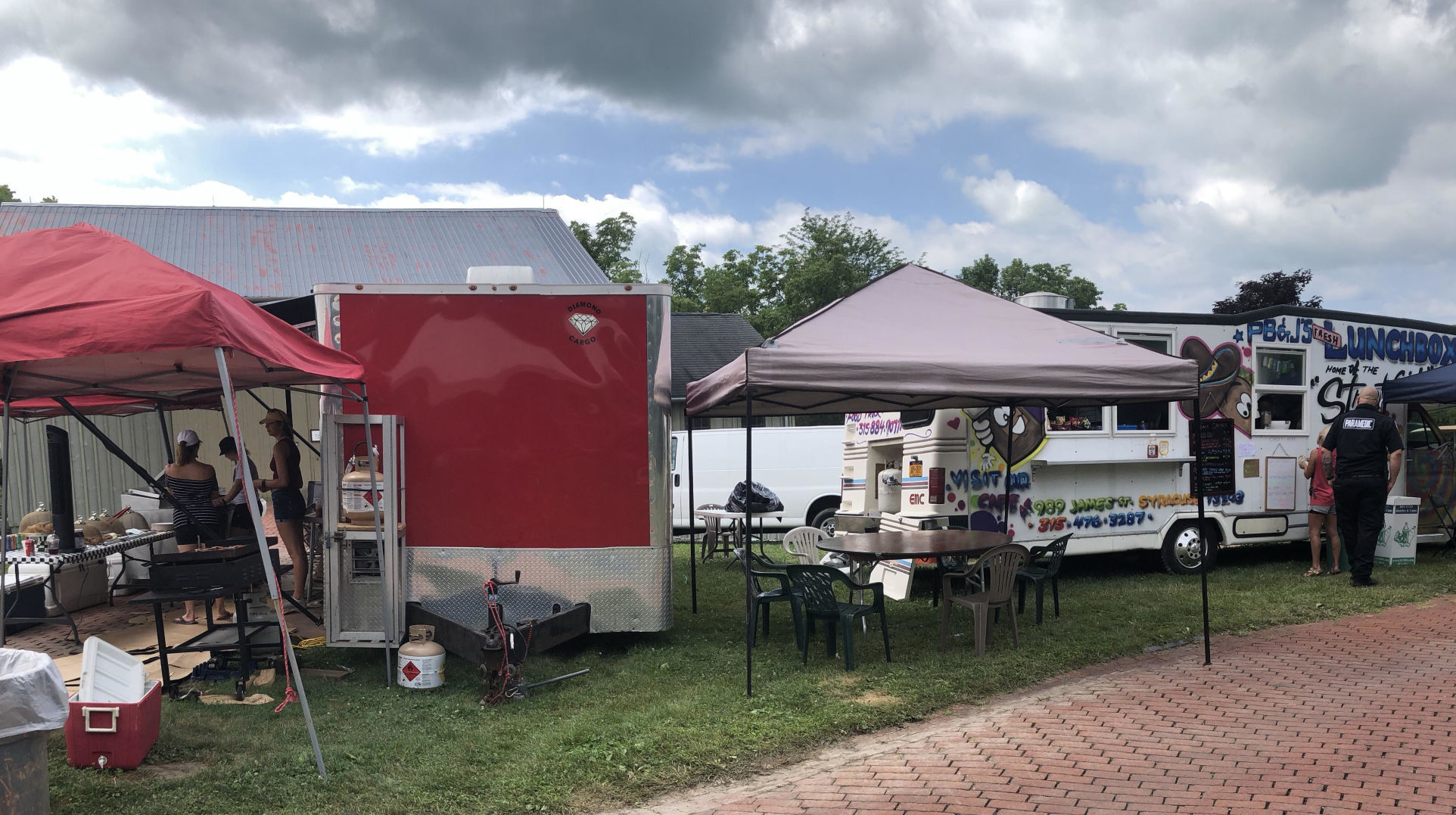 MacKenzie-Childs Barn Sale 2019 - 7